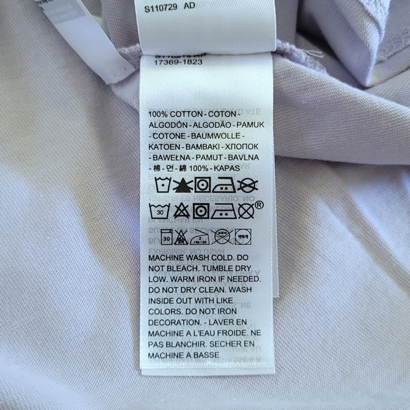 Levi's Light Lavender💜 with Iridescent Logo Tee👕 - NWT - Picture 6 of 15
